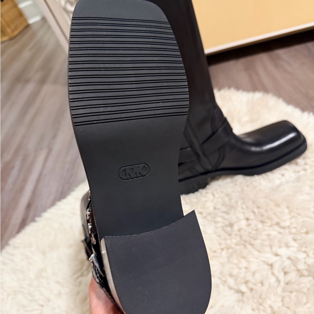 New in box Michael Kors Black Combat & Moto Boots - Picture 14 of 16